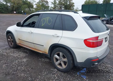 2008 BMW X5 3.0Si z USA, uszkodzony, nr VIN 5UXFE435X8L021831